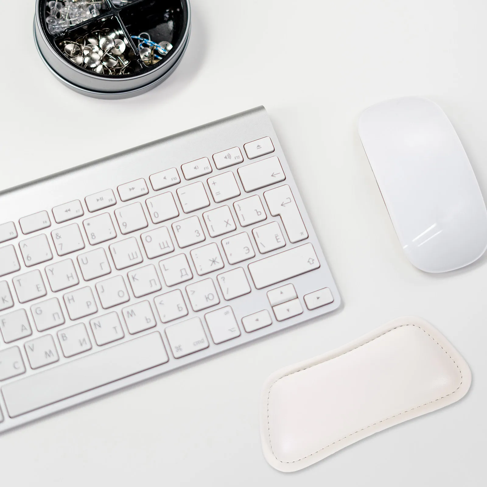 

Gaming Wrist Rest Pad for Keyboard Computer Hand Support White Sponge Men Women