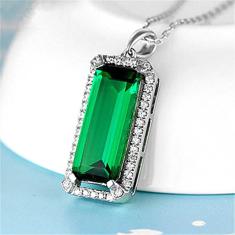 Emerald Rectangular Diamond Pendant 18K Platinum Plated Gem Green Tourmaline Lvzuan Colored Gems Necklace Crystal