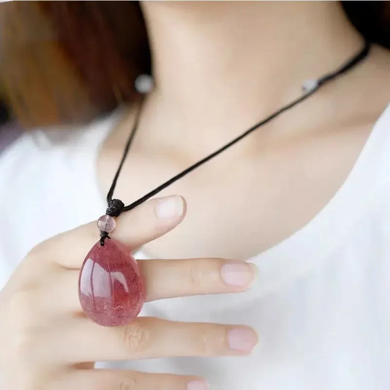 Strawberry Water Drop Ice Seed Pendant Forest Series Fox Crystal Women's clavicle powder crystal peach blossom gift pendant