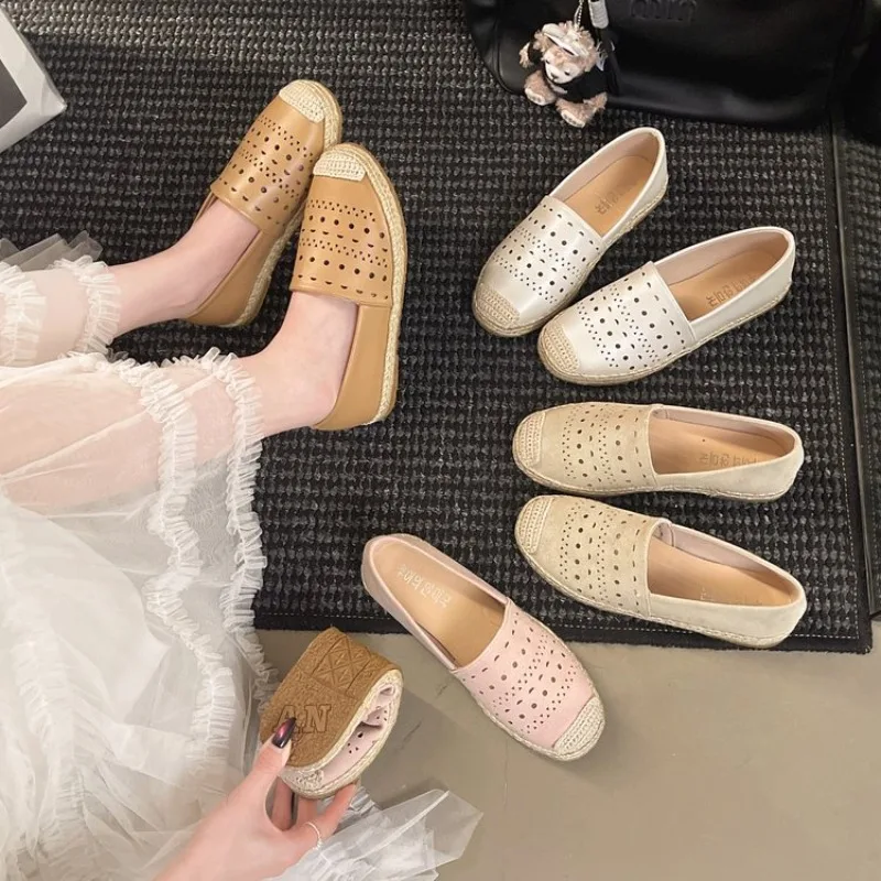 Mocasines Planos de Esparto Perforados para Mujer, con Parte Superior Transpirable y Diseño Calado, en Múltiples Tonos Pastel Neutros para Uso Diario
