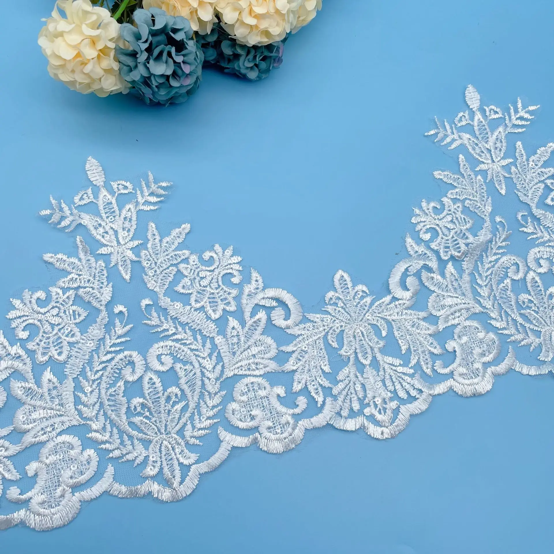 1Yard 20cm wide European-style  ivory Lace Fabrics Wedding Veil Tiara DIY Handmade Jewelry Cording Trims Flower