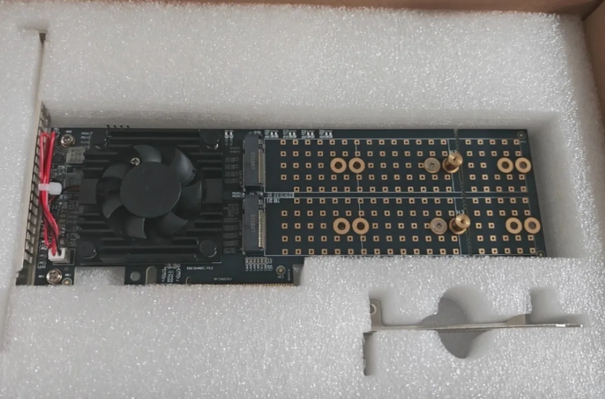 

Карта расширения M.2 PCIe на 4 диска без разделения блоков, чип PLX8747, полная/половинная высота, бесшумный адаптер для NVMe SSD