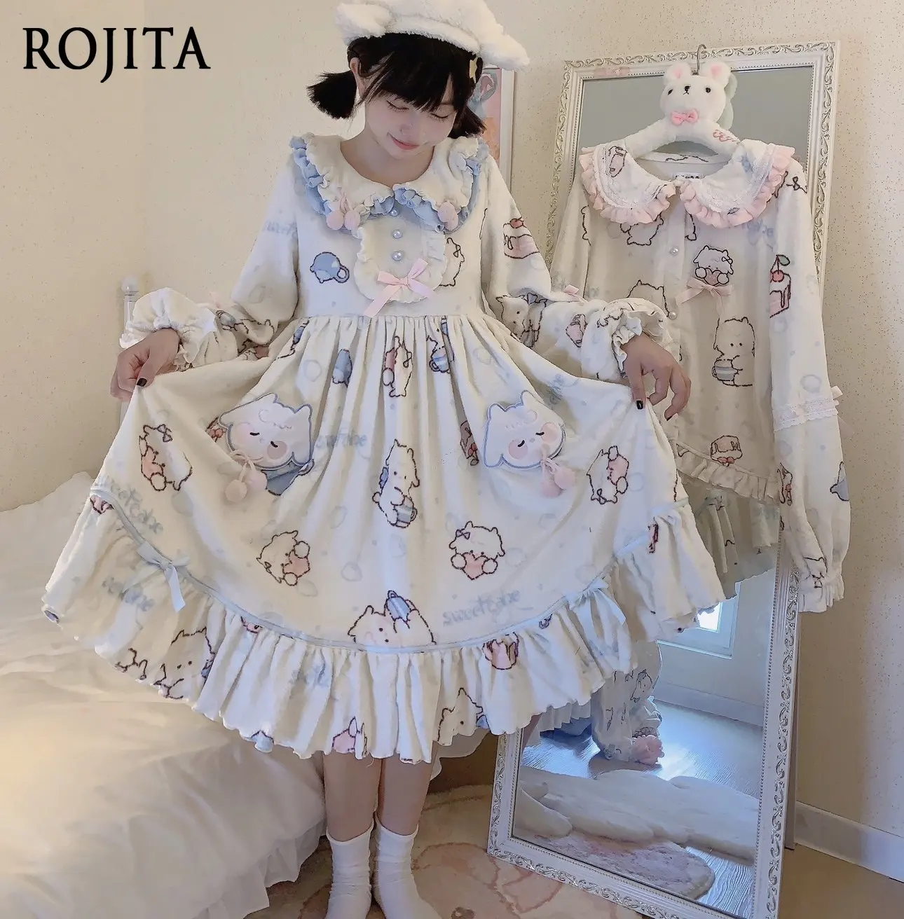 

Autumn and Winter Cute Printed Flannel Home Doll Collar Pajamas and Pants Set Cartoon Nightdress Womens Outfits