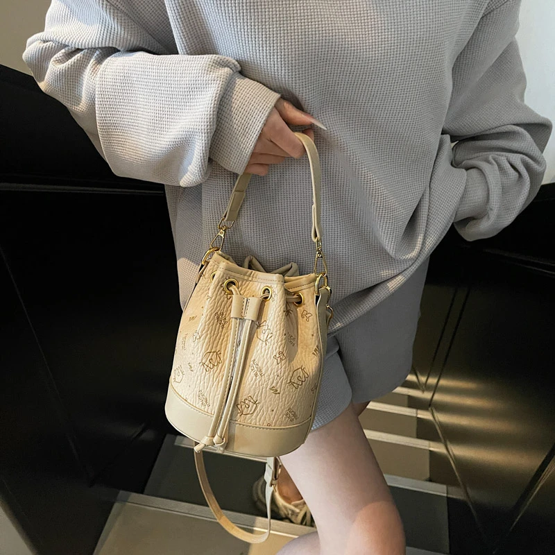 

Professional Women Tote Bag Full Grain Leather Handbag Ladies Commuter Bag Fits 15 Inch Laptop Perfectly