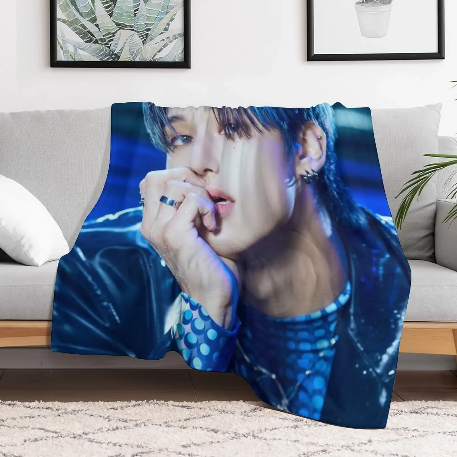 Wooyoung ATEEZ Deja Vu Throw Blanket blankets and throws Bed linens for sofa Bed Blankets