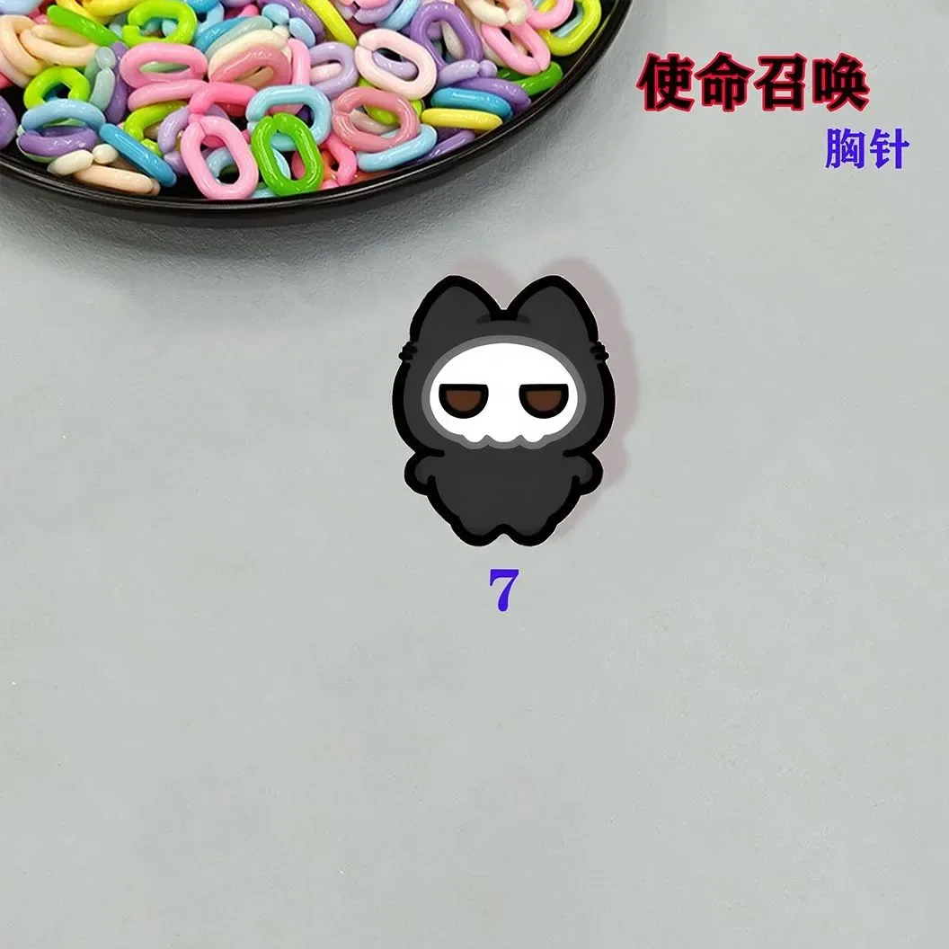 コールオブデューティクルーガーブローチコンイグ漫画コスプレ超かわいいバッジ服バッグ多用途ピンアクセサリー