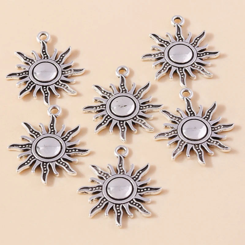 Leslie 20 Stück antiksilberfarbene griechische Sonnenanhänger zur Herstellung von Halsketten, Armbändern, Legierungsanhängern, handgefertigten Schmuckzubehörteilen – Detail 4