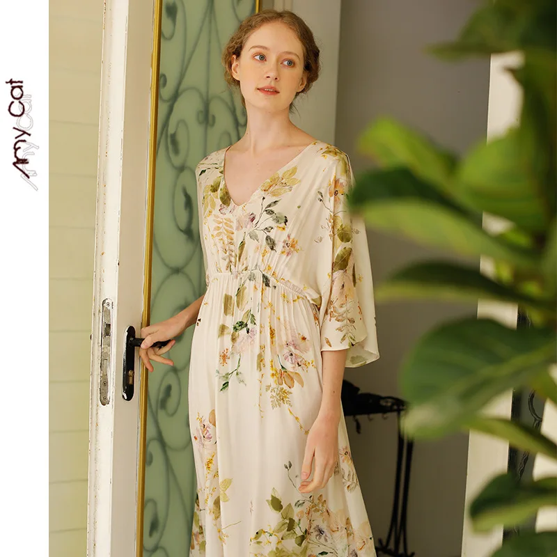 

NEW Summer Women Sleep Dress V-Neck Pajamas Print Vintage Elegant Lightgowns Sleepwear High Quality Clothing