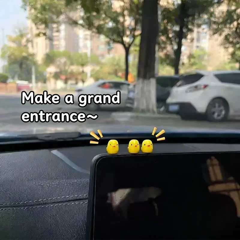 5Pcs Cute Mini Chicken Car Interior Decoration Auto Rearview Mirror Dashboard Ornaments Gift Car Accessories