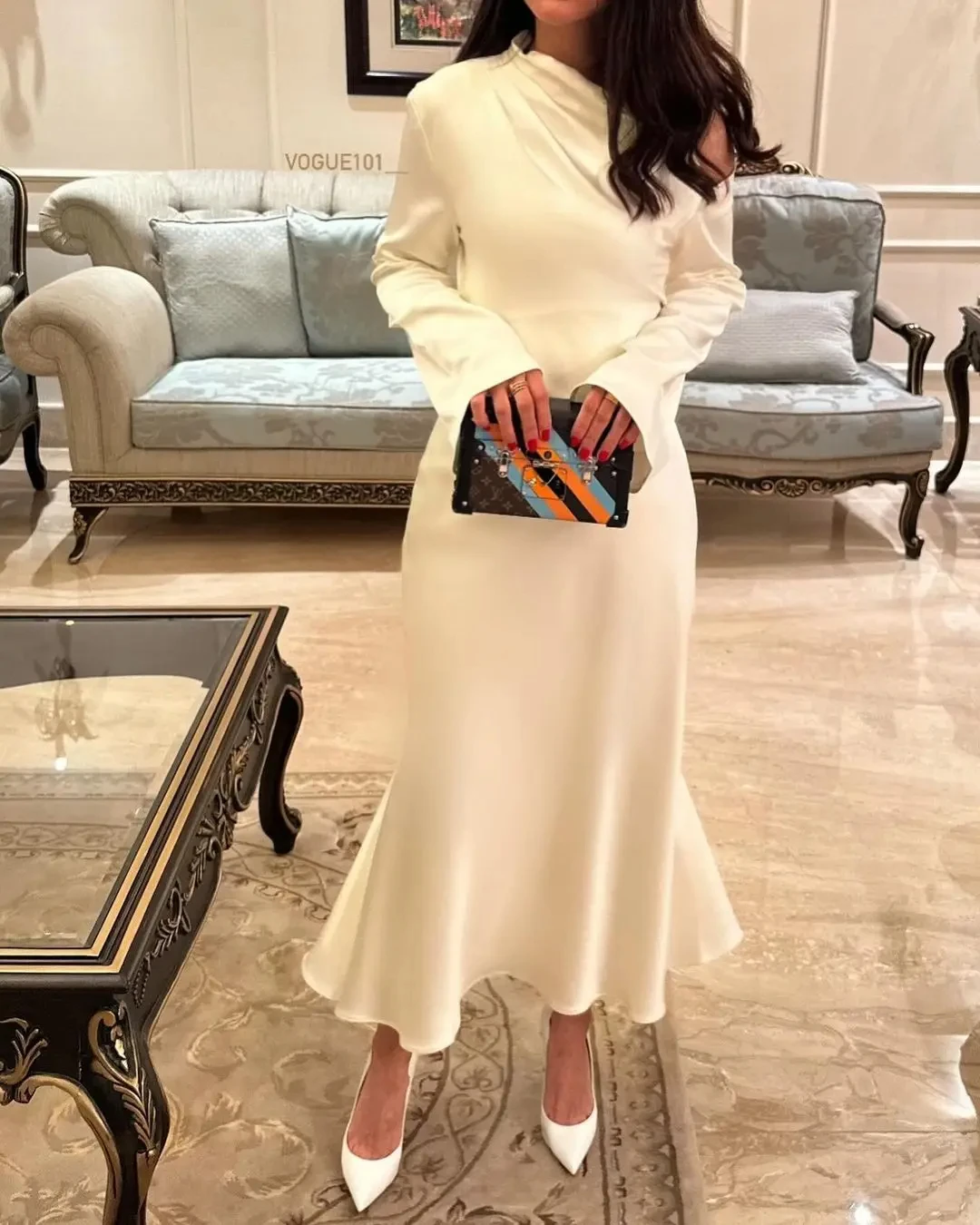

Scoggins Dresses Vintage Long Sleeves Prom Dresses One Shoulder Pleated Satin Ankle Length Zipper Back Formal Party Dresses
