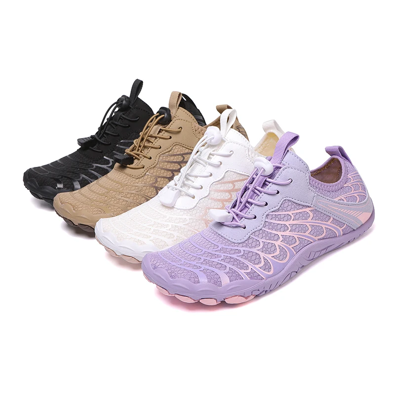 Breathable mesh upstream shoes outdoor wading shoes for men and women portable quick-drying beach shoes.