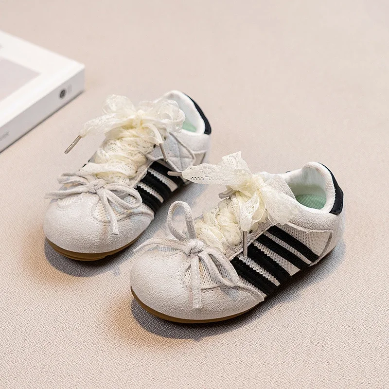 2026 Children's Girls Lace Bow Thin Sole Training Shoes Kid Toddler Princess Retro Genuine Leather Soft Soled Slip on Sneakers