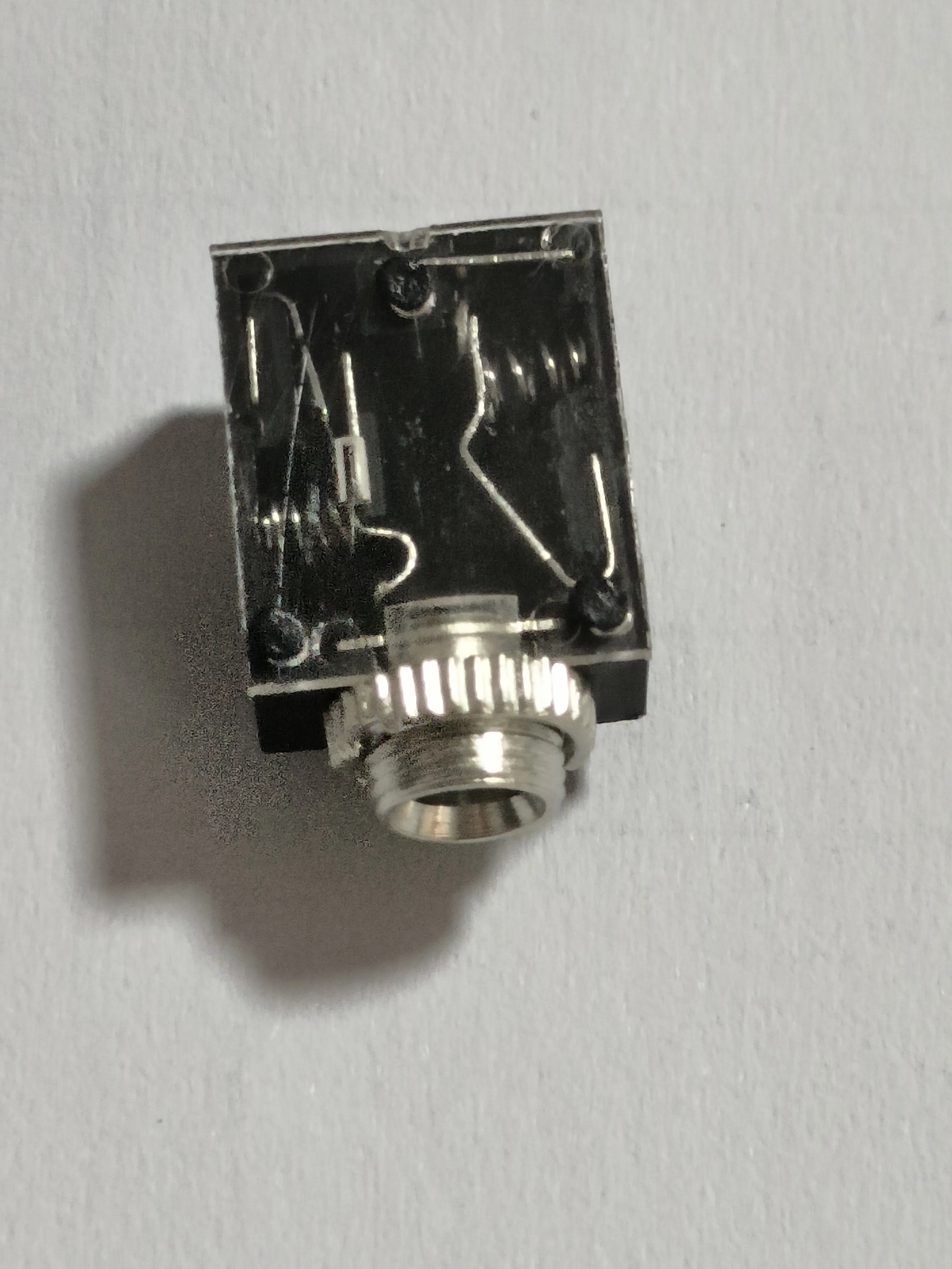 

YYT 10PCS PJ-324M 5Pin Nut Headphone Socket Audio Interface Headphone PCB Panel Installation