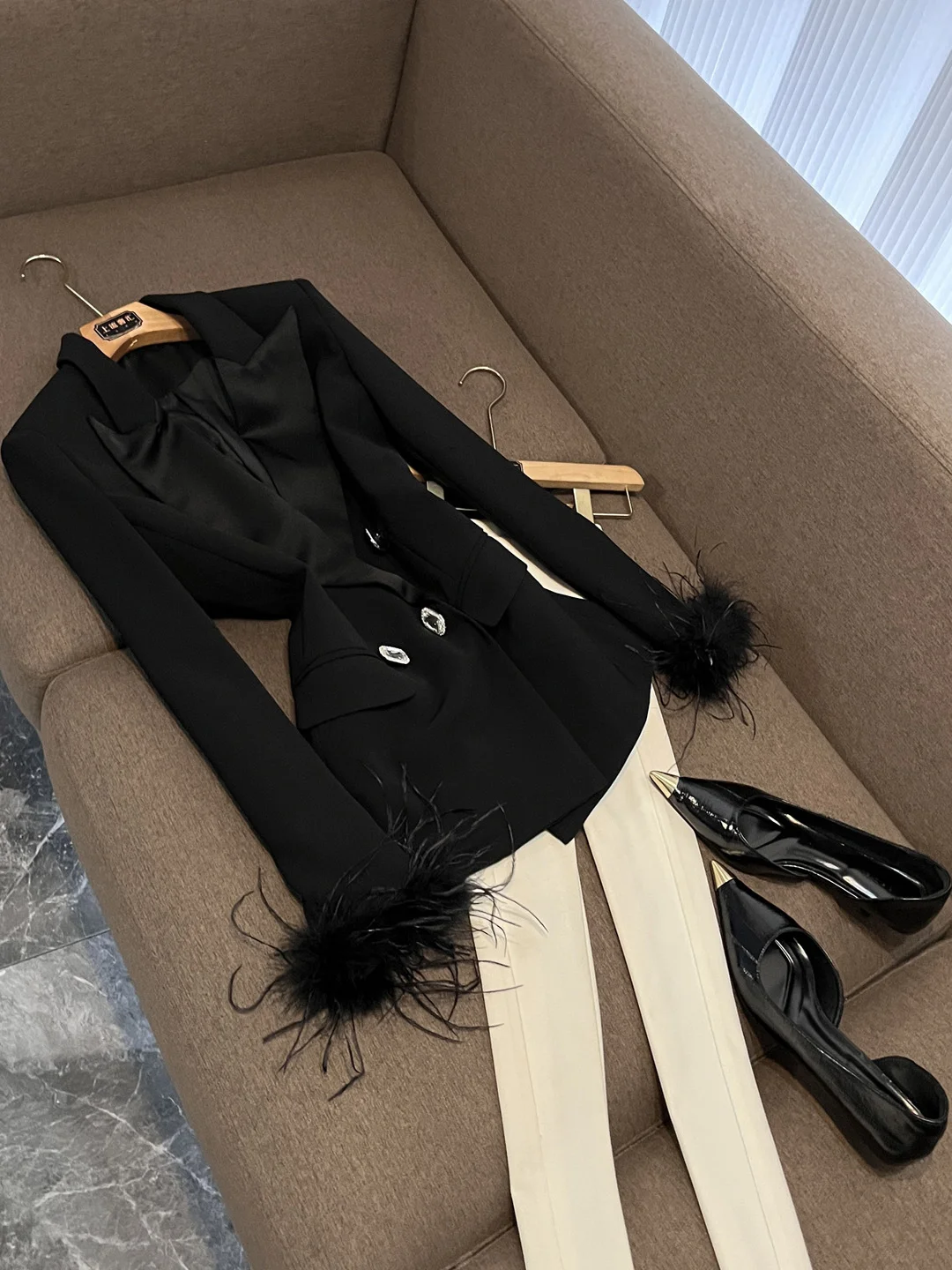 

Женское пальто Bla Pure Color Commuter Sle, осенне-зимний модный топ со страусиными перьями, длинный свеч на пуговицах irt