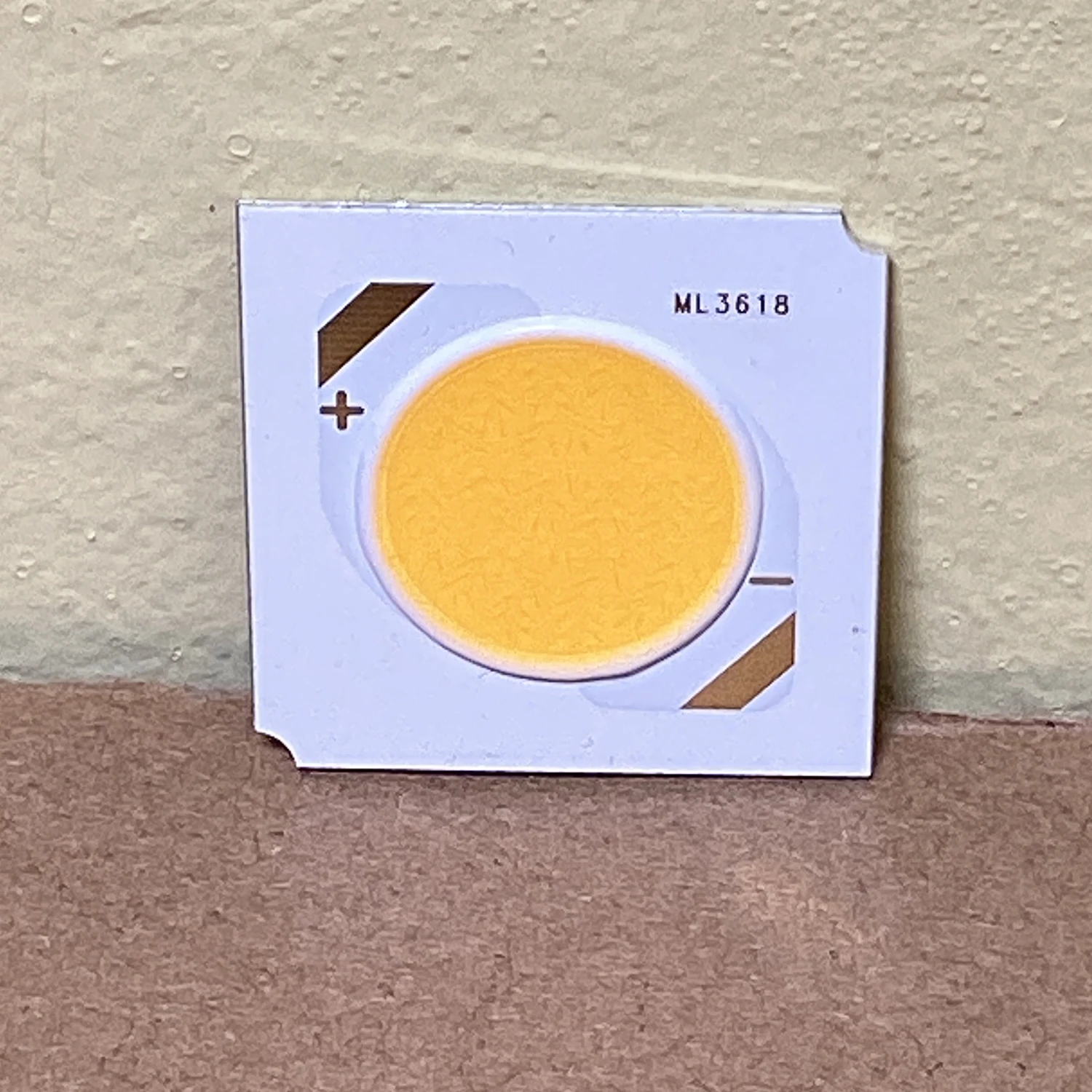 30W-60W 2828 COB LED Light Chip Beads 42C3B 3000K High Voltage 126-143V 480Max.