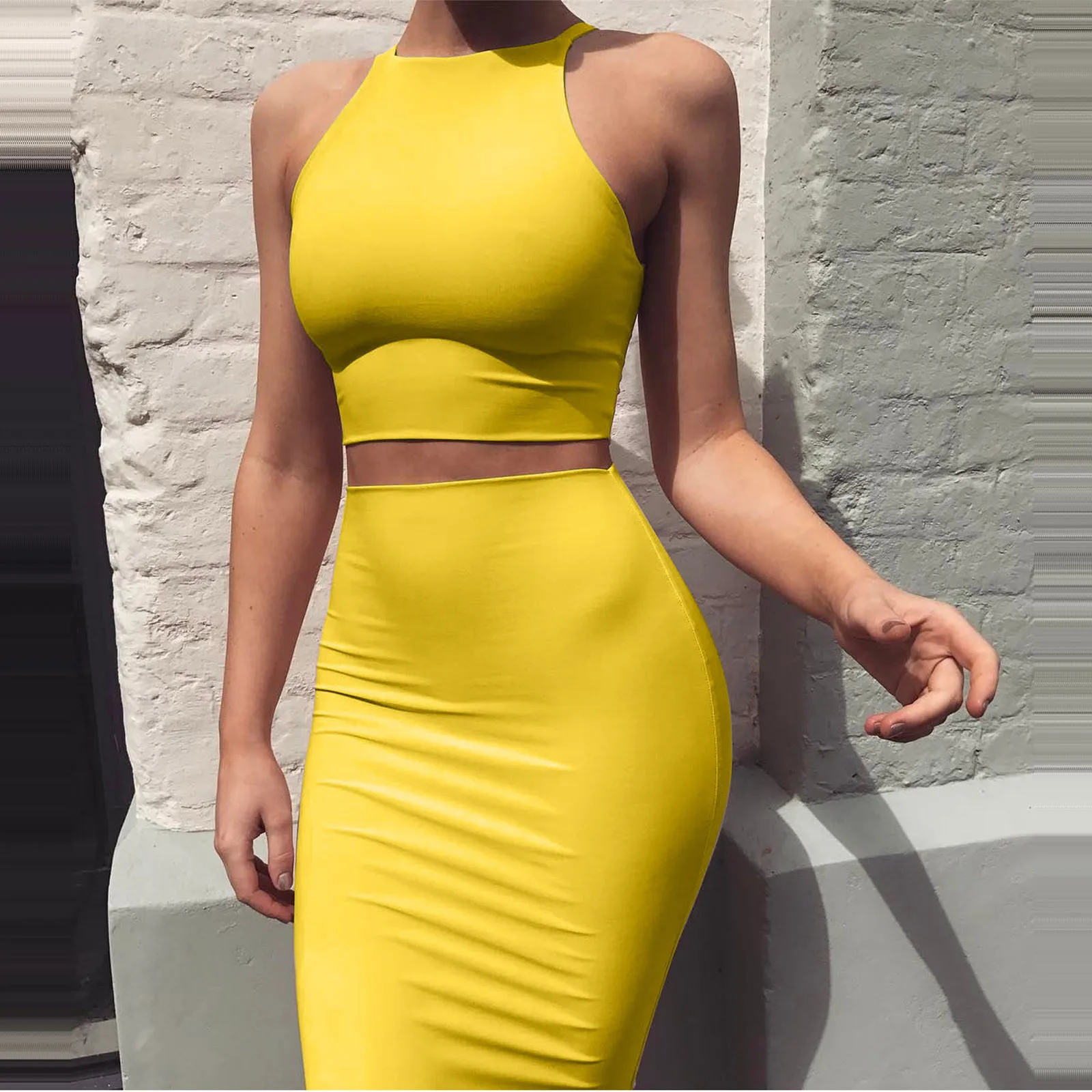 Wysoka talia Slim Fit Sexy Solid Color Fashion Sleeveless Tank Top And Tight Skirt Two Piece For Female High Street Hot Dress Set