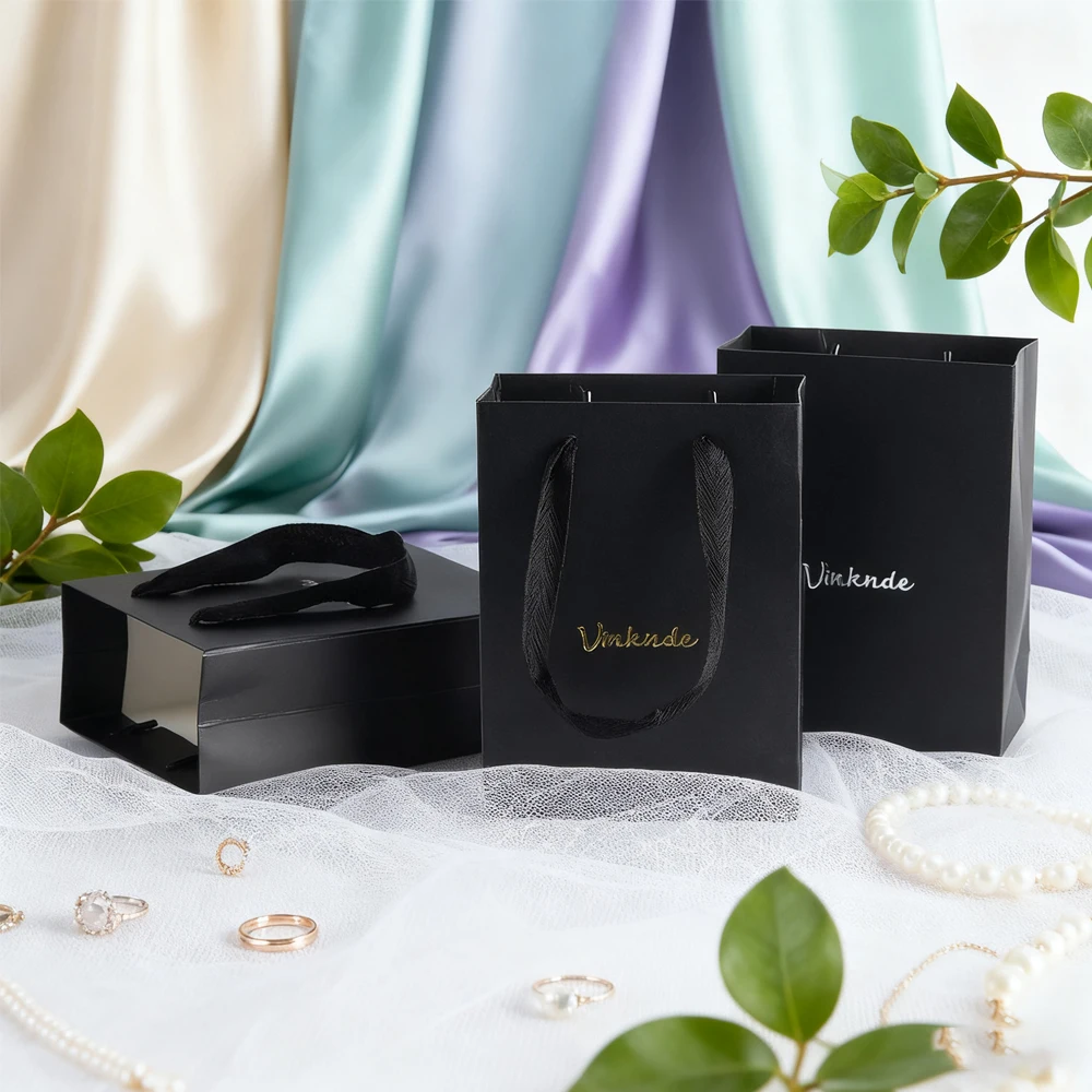 50 حزمة شخصية عطلة حزب هدية حمل حقيبة أكياس الورق البيج مع مقبض المجوهرات كيس التسوق هدية عيد الحب الزفاف