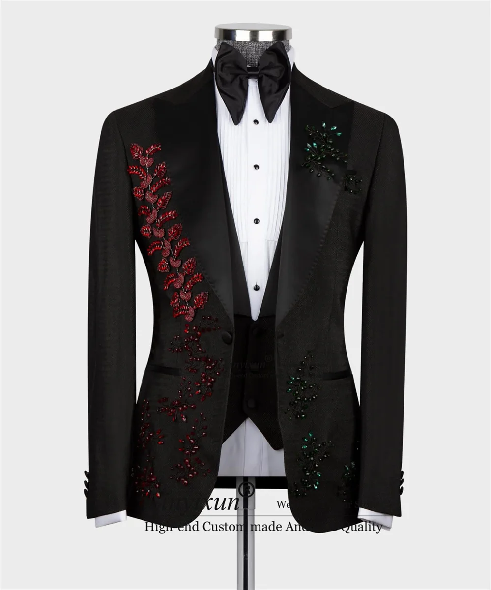 

Shiny Beaded Men Suits Peaked Lapel Groom Wedding Tuxedos 3 Pieces Sets Business Male Prom Blazers Slim Fit Trajes Para Hombre