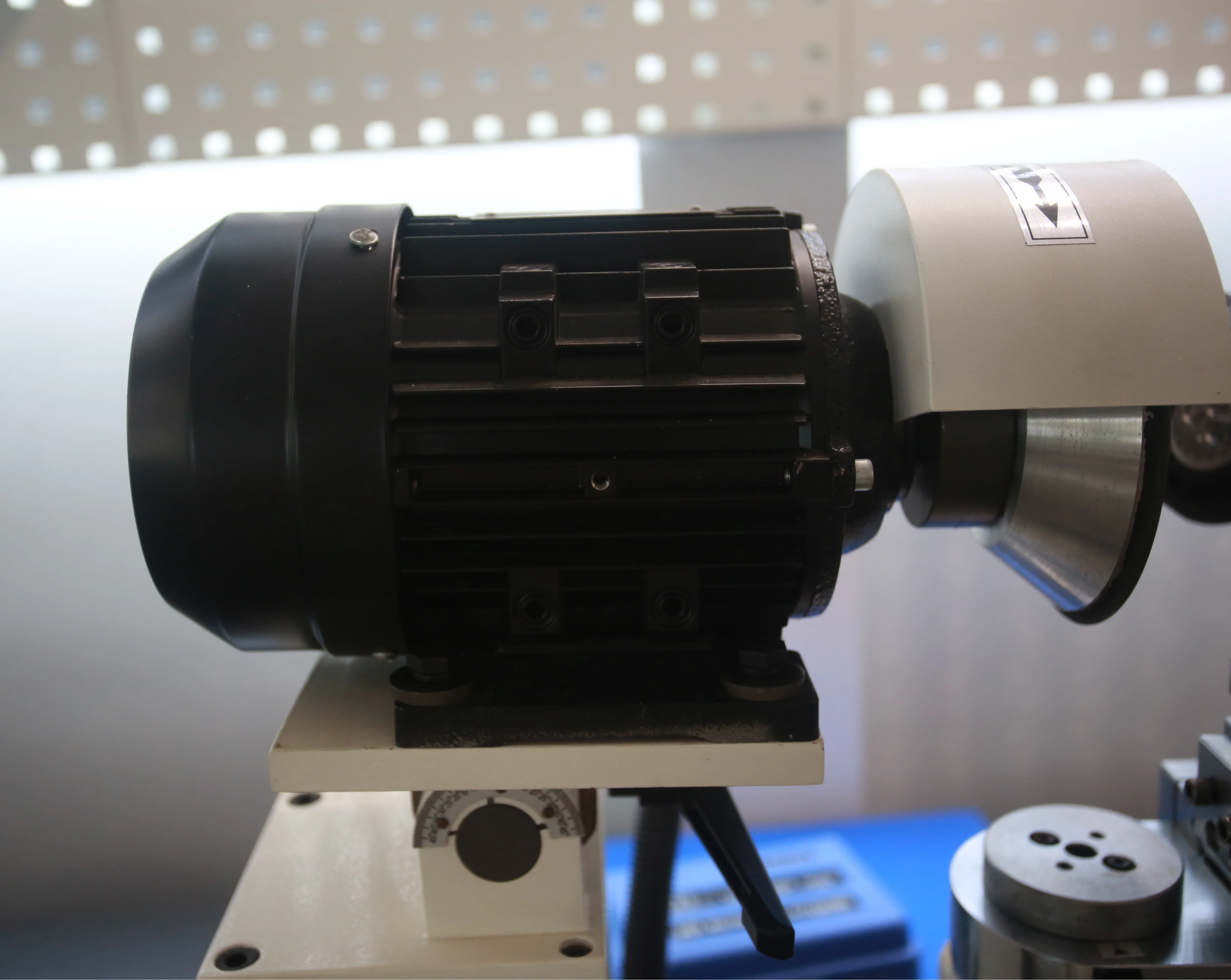 TXMC TX-M3 R1-R10 Universal CNC Blade Lathe Grinder,Cutting Tool Turning Grinder Machine