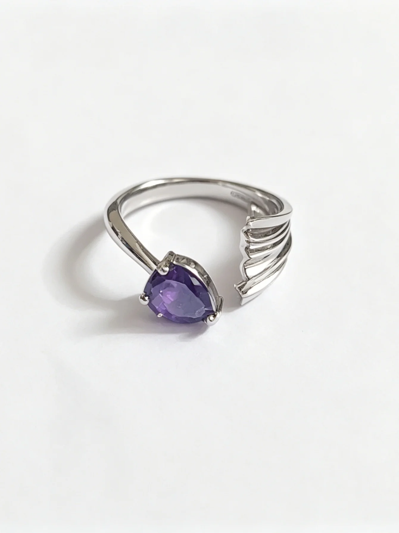 Adjustable Open Angel Wing Ring for Women, Purple Cubic Zirconia Silver Plated Fashion Finger Ring Jewelry Gift for Party