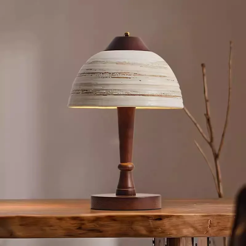 

Ceramic table lamp New Chinese solid wood art retro nostalgic living room bedroom tea room B & B hotel lamps