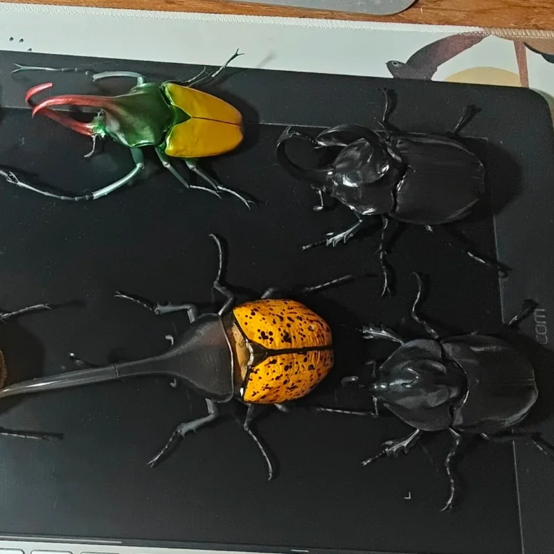 

В наличии Bandai, отличная иллюстрированная книга биологии, жук 09, жук-носорог, геркулес, жук, имитация коллекции украшений