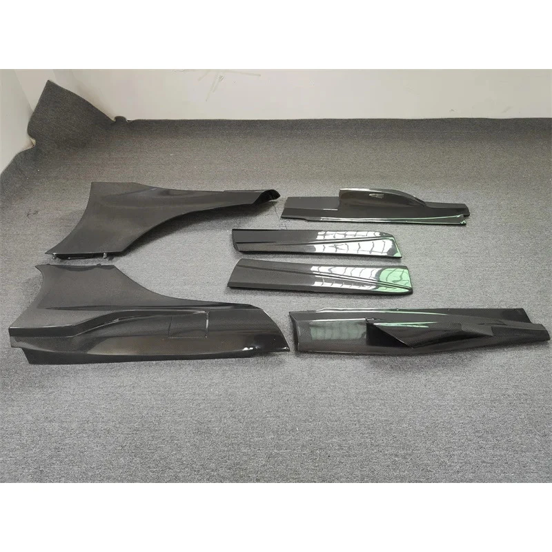 Hot selling Suitable for Modification Upgrade with Authentic Carbon Fiber Body Parts and Stylish Side Skirts