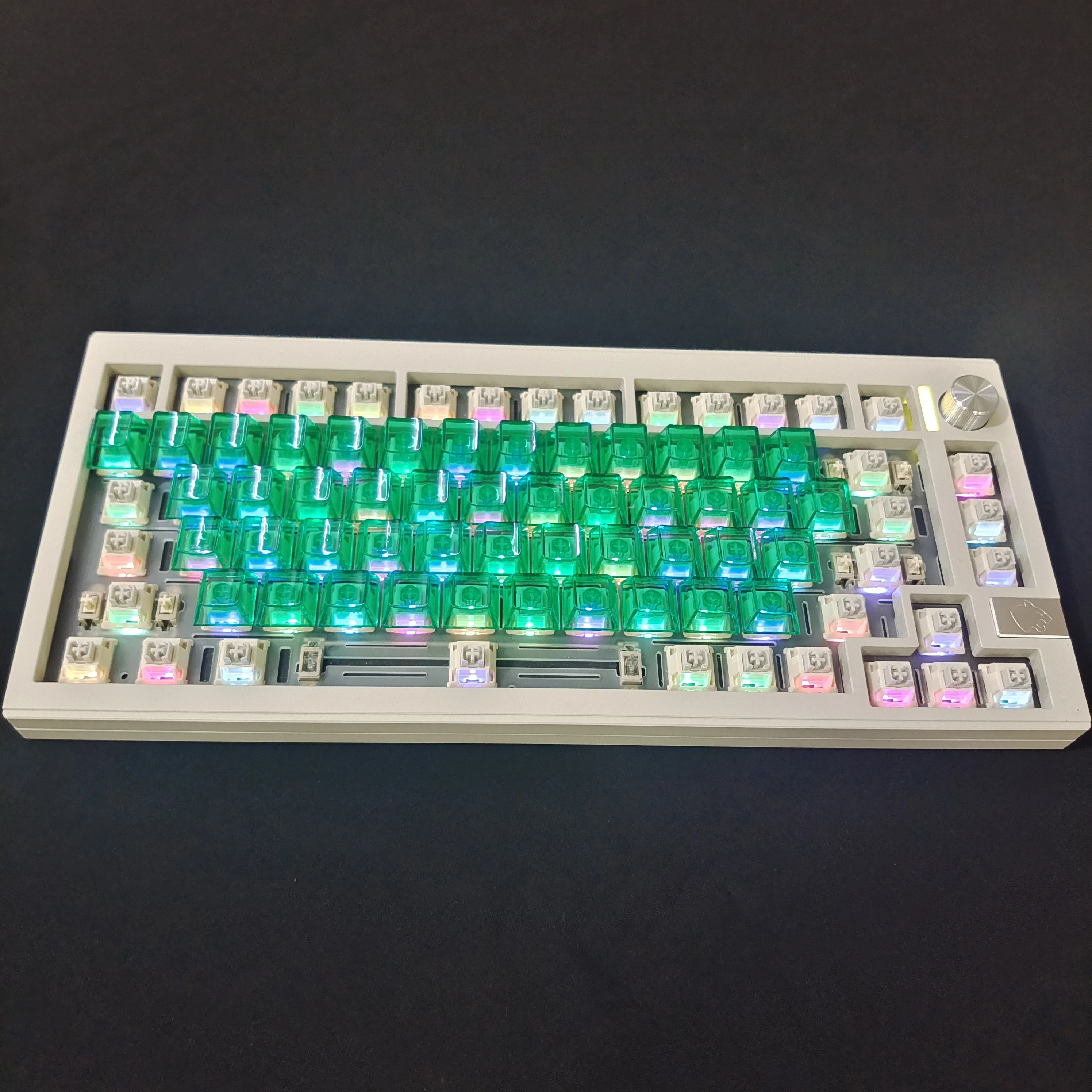 Green transparent letter area No engraving Mechanical keyboard Keycap Original height PC material Suitable for cross shaft