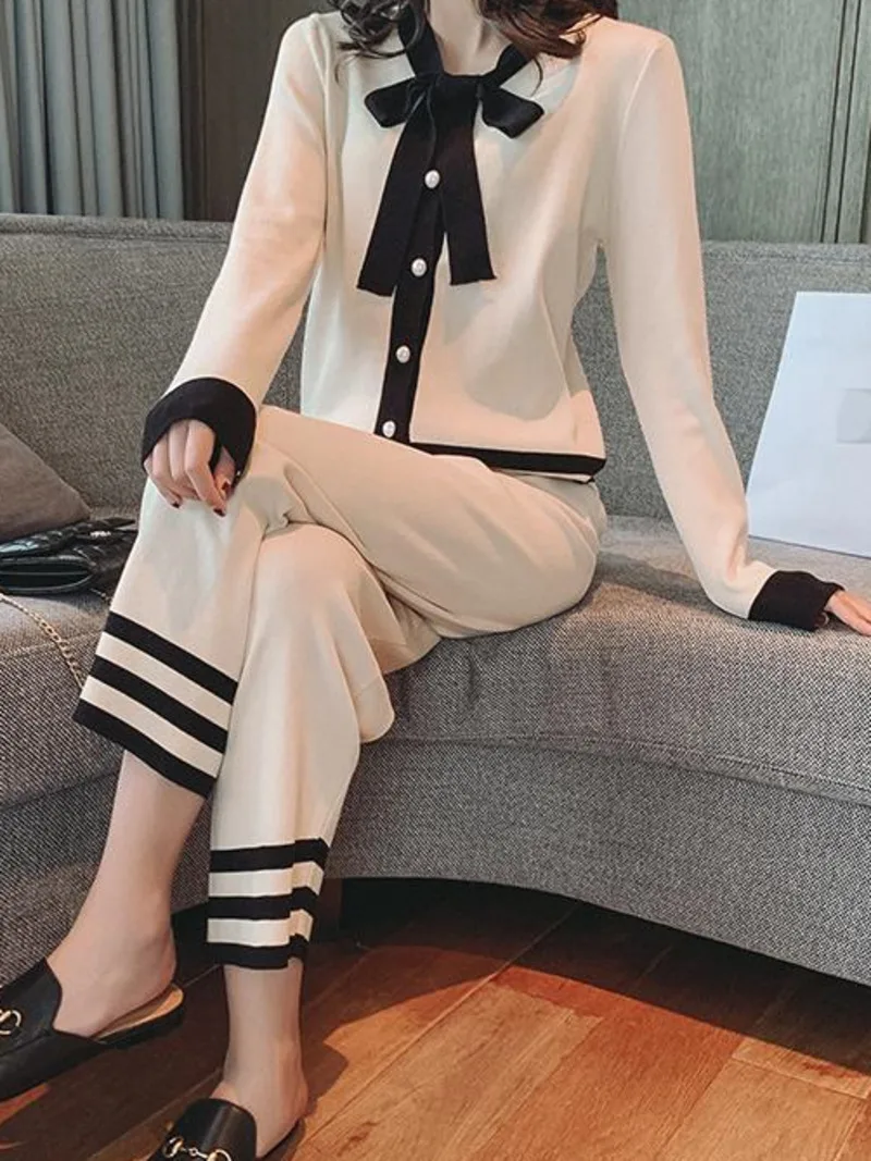 2022 New Spring Women\'s Outfits 2 Piece Set Fashion Bow V Neck Short Tops + Wide Leg Pants Patchwork Color Knitted Suits Clothes