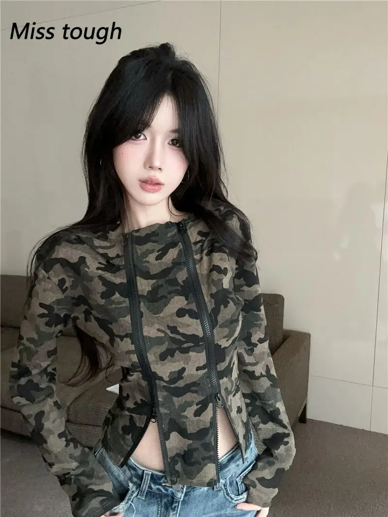 Women Camo Zip-up Hoodie Cropped Fit with Hood Stylish Casual Long Sleeve Jacket Comfortable Fashion for Daily Wear 2025 NEW view 4