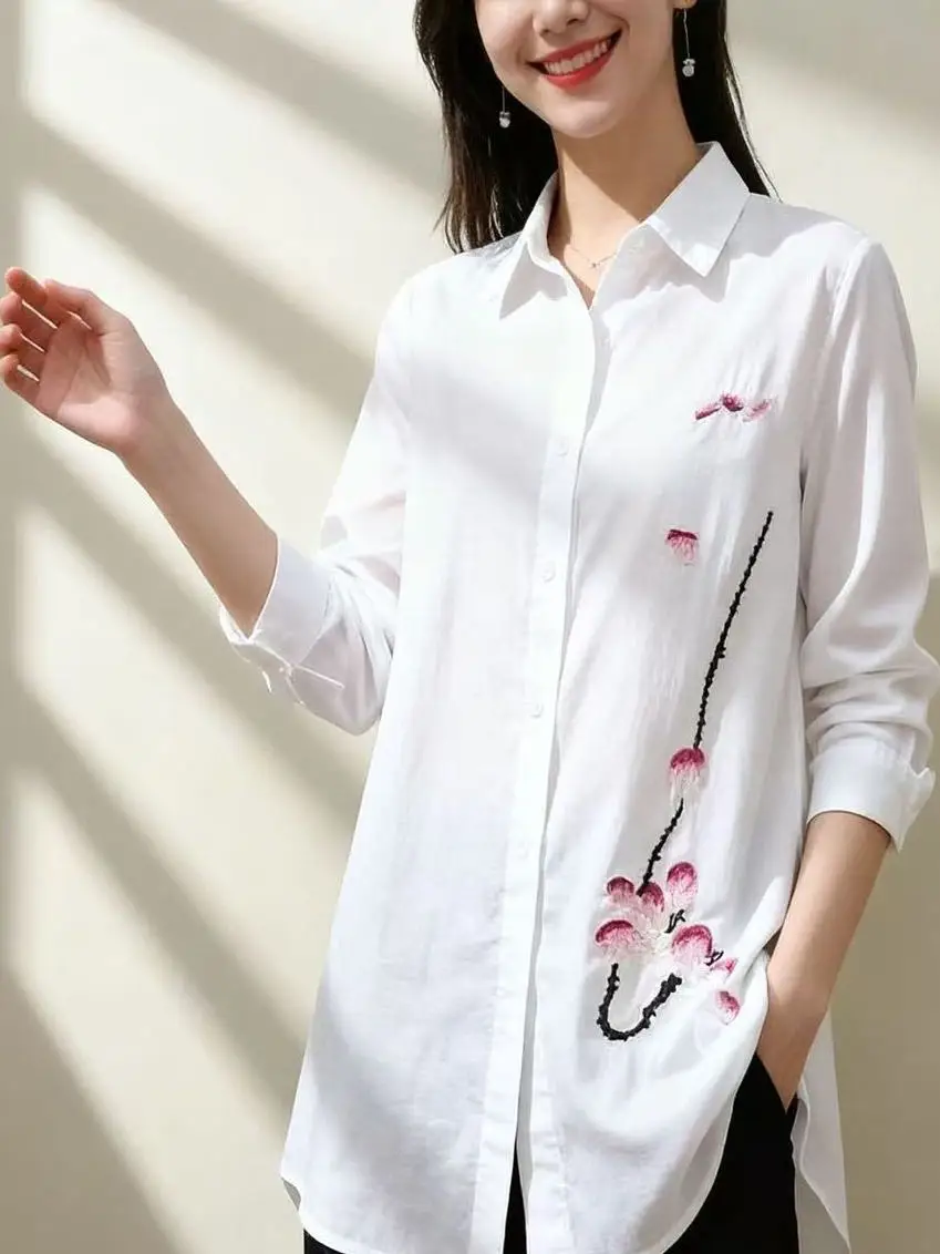 2025 Autunno Nuovo Sle Cotone Sciolto Ricamato Bianco irt Colletto di media lunghezza Design Unico Faionable Versatile Camicetta