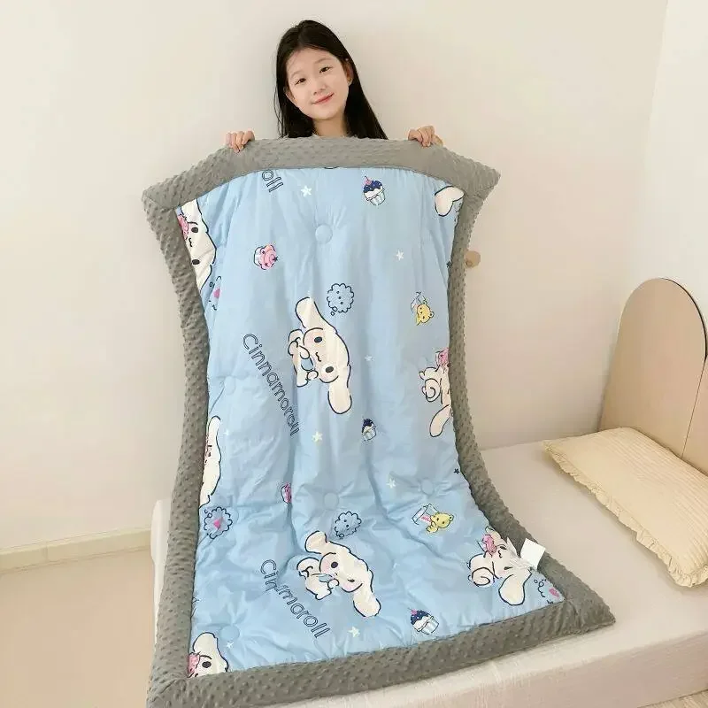 

Sanrio Cinnamoroll Anime Kawaii Knitted Kuromi Cotton Quilt Cute Cartoon Pochacco Students Warm Bed Cover Gifts for Kids