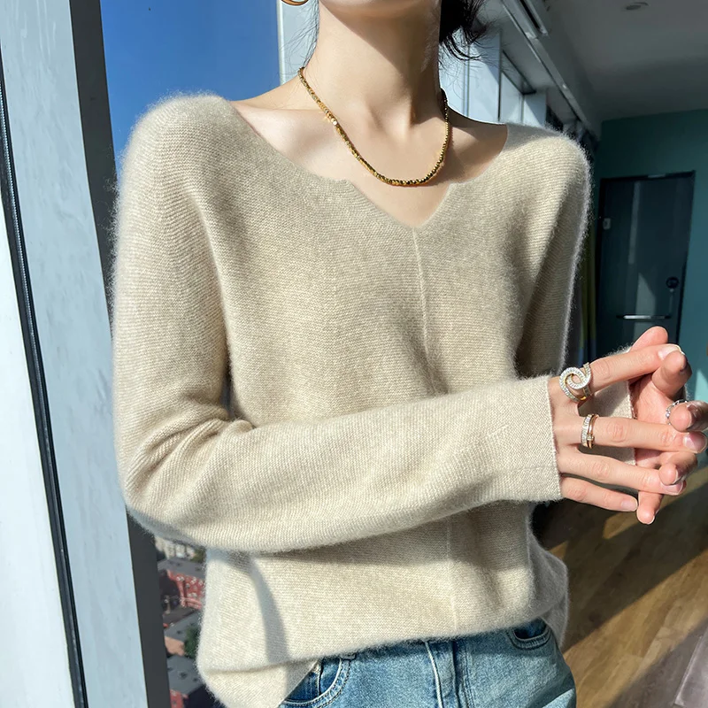 New 100 Pure Wool Knitted Base Sweater Women\'s Vneck Top Solid Color Interior Long Sleeve Cashmere Sweater Autumn/Winter Sweater