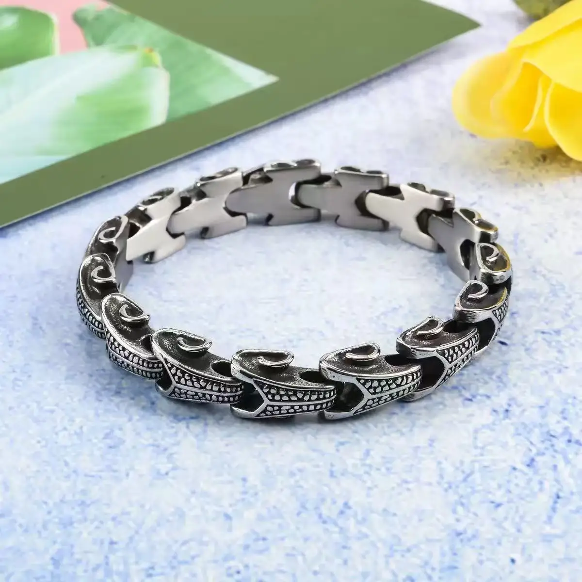 Hip-hop Dragon Bone Chain Bracelet for Mens 316L Stainless Steel Black Gold Silver Color Bangle Bracelets Jewelry