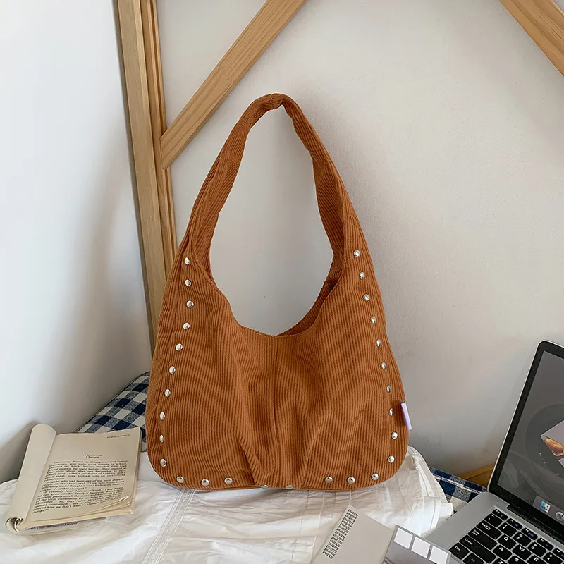 

2025Autumn Winter New Versatile Women's Single Shoulder Handbag European American Style Rivet Handbag Suede Vintage Underarm Bag