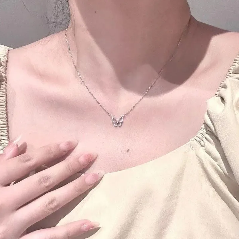 

Daily versatile navy blue treasure butterfly necklace for women, not fading, niche, high-end, light luxury collarbone chain