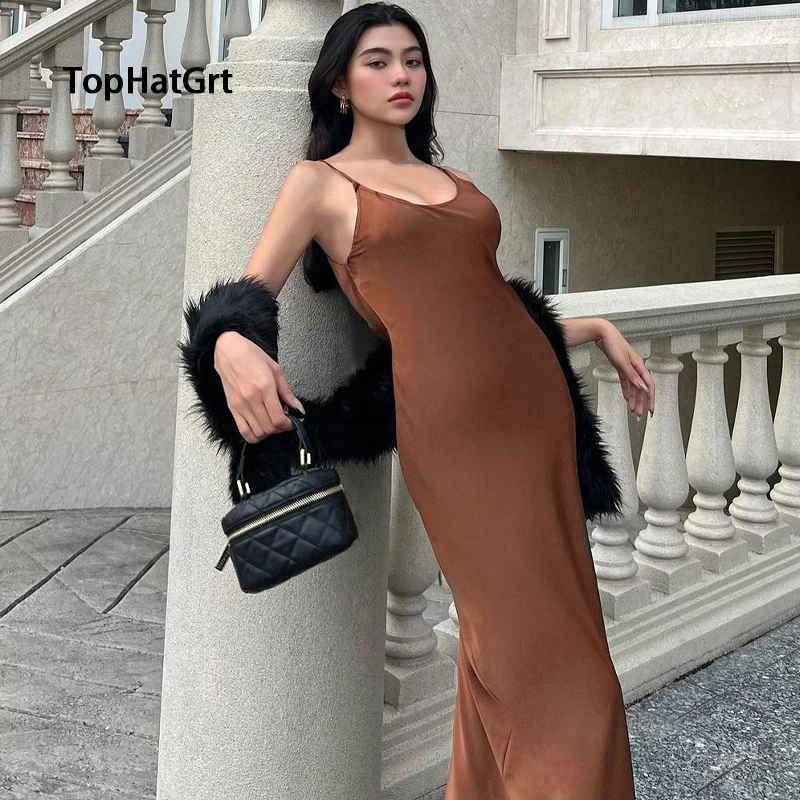 

Women's 2024 summer new fashion and sexy backless slit solid color strappy dress