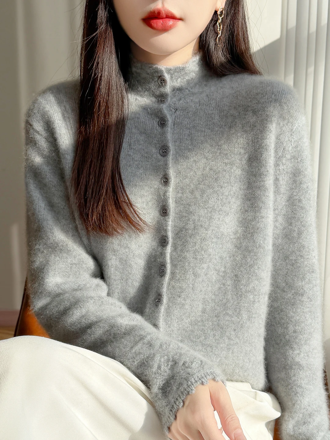 

Вязаный крючок с цветочным принтом в стиле ретро, женский зимний мягкий уютный свитер с высоким воротником и пуговицами, теплая верхняя одежда, кардиган