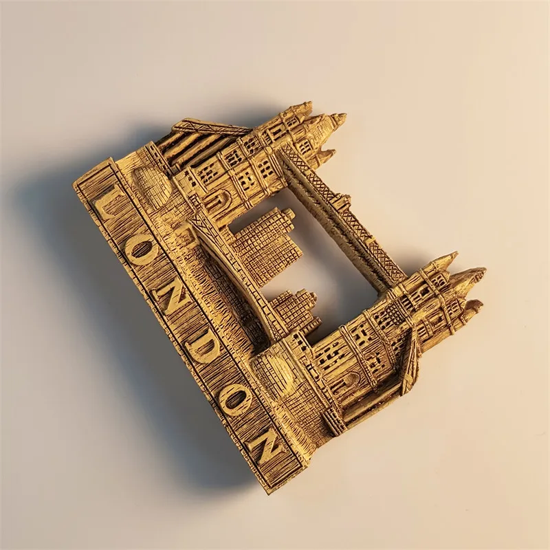Creative 3D Retro Architectural Decorative Magnetic Fridge Magnet for London Tower Bridge Tourist Souvenirs (Made of Resin)