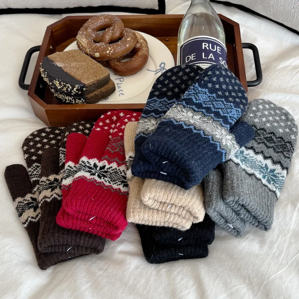 Snowflake Double-Layer Warmth Gloves - Thick Couple's Style Thick Warmth Gloves - Winter and Autumn Warmth