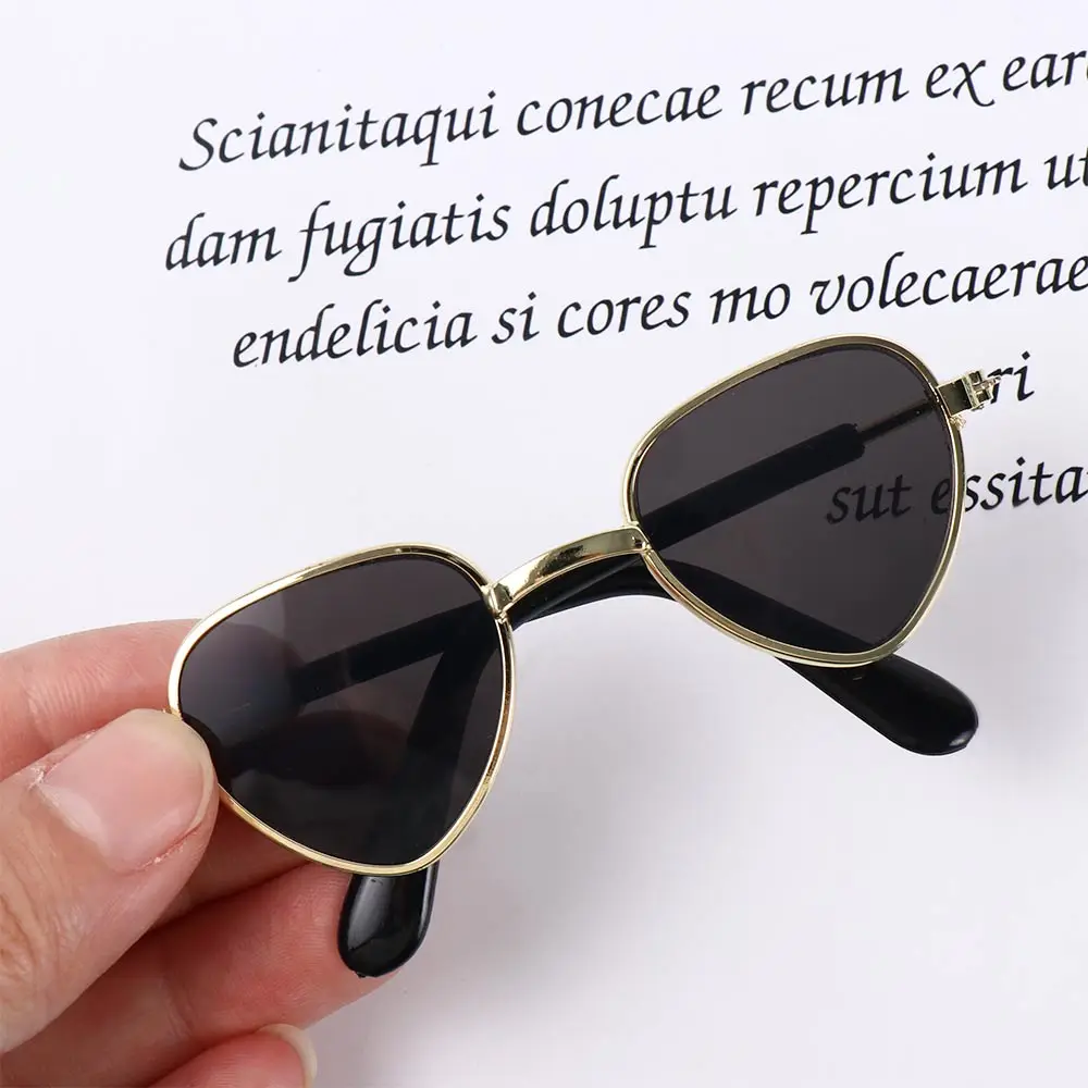 Dog Cat Sunglasses Cat Pet Product Lovely Vintage Round Reflection Eyewear Glasses Small Dog Cat Pet Photo Props Accessories