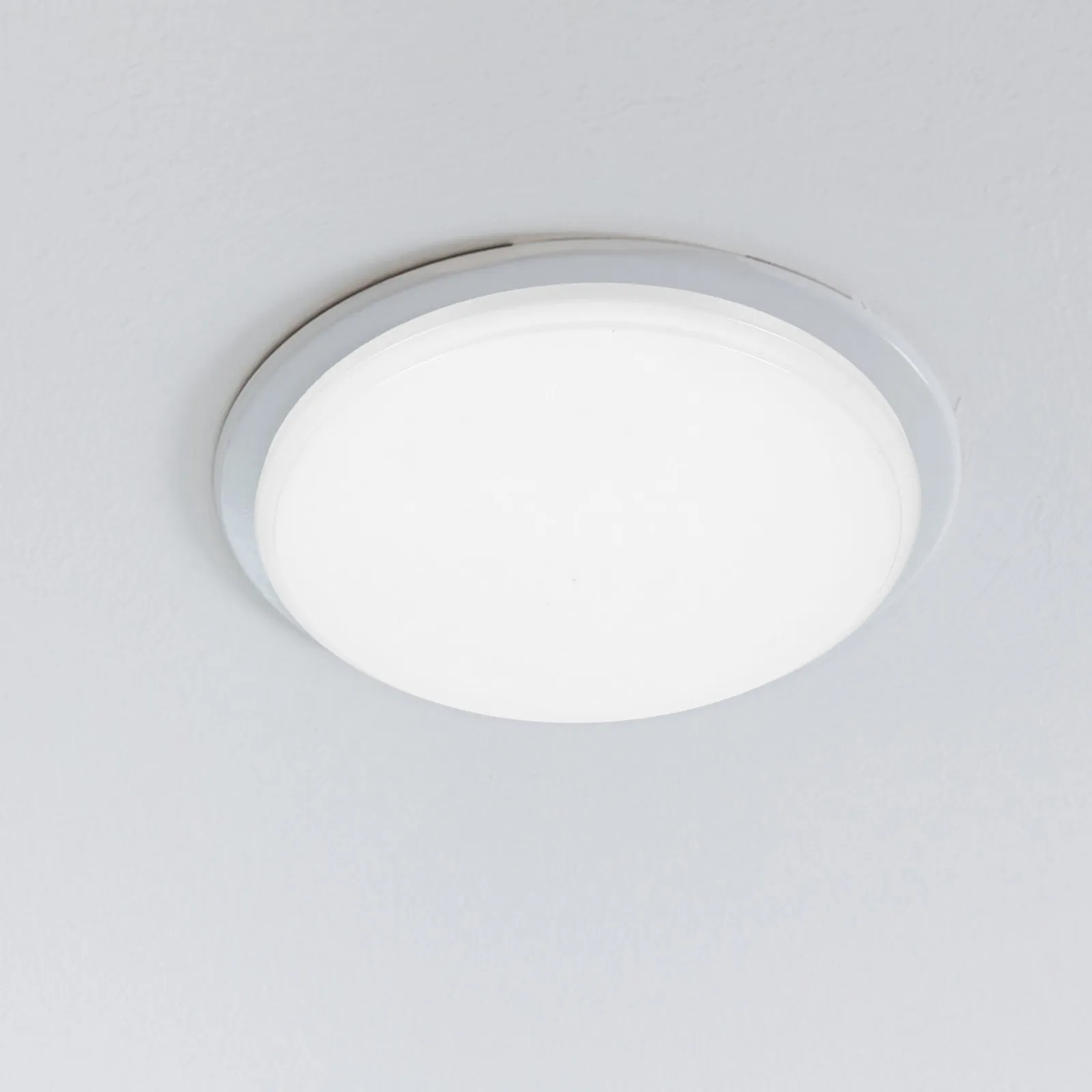 2Pcs Modern Light Shade Ceiling Round White Plastic Lampshade Easy Install for Bedroom Balcony Kitchen Bathroom Pendant Light
