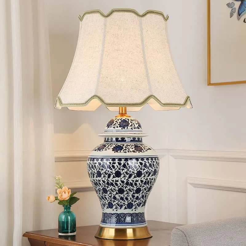 

Table lamp bedroom simple modern creative romantic warm light luxury home remote control new