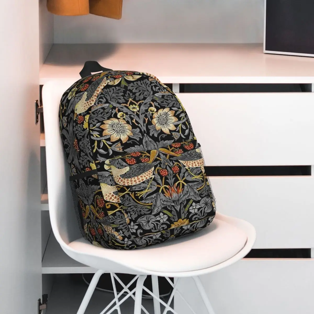 William Morris Strawberry Thief Backpack Hot Sale Daypack Large Capacity Boy Girl BookBag Shoulder Bags for Men Women School Bag