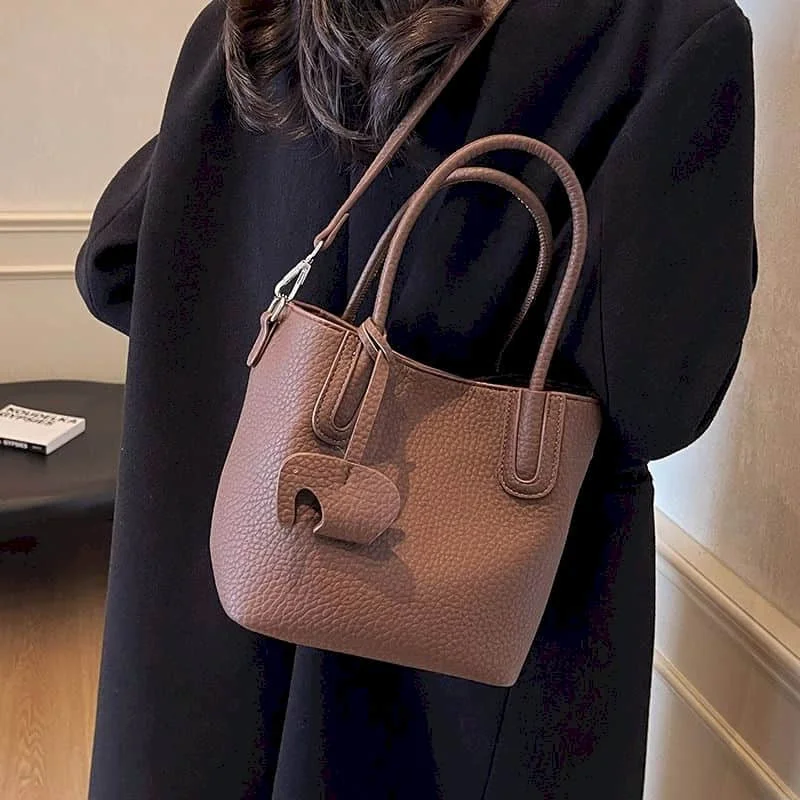 

Кожаные сумки через плечо для женщин, однотонные универсальные сумки в корейском стиле, модные роскошные офисные женские сумки-ведра высокого качества