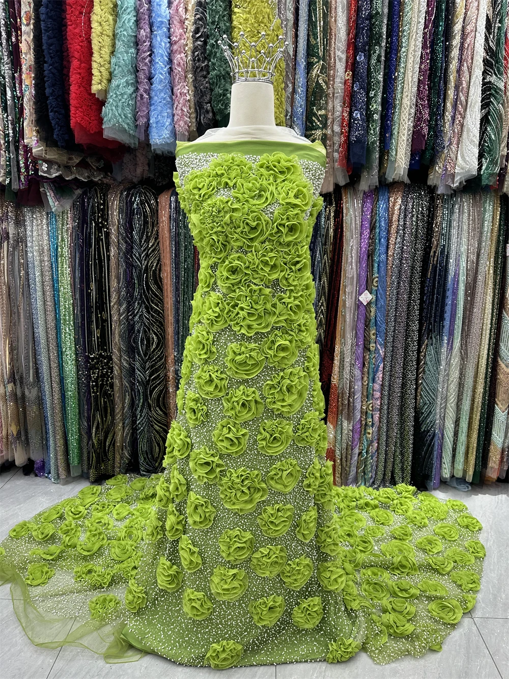 

Hot Sale Popular Design Fashion African Hand Made 3D Beaded Net Lace Sequins French Fabric Mesh Lace Evening Party Dress Sewing