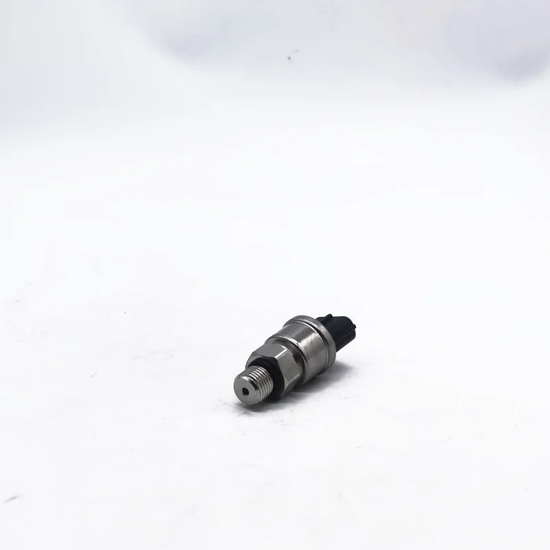 Датчик низкого давления KM15-P04 SH200A5 SH240A5 CX370B