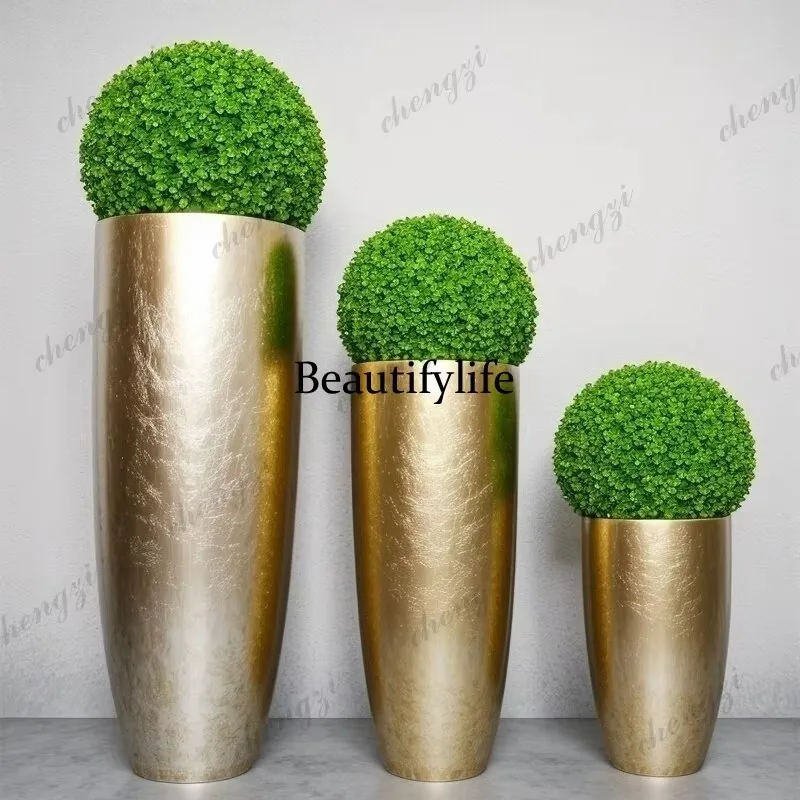 E182 Modern fiberglass bronze round floor-to-ceiling vase, model room soft decoration flower ornament