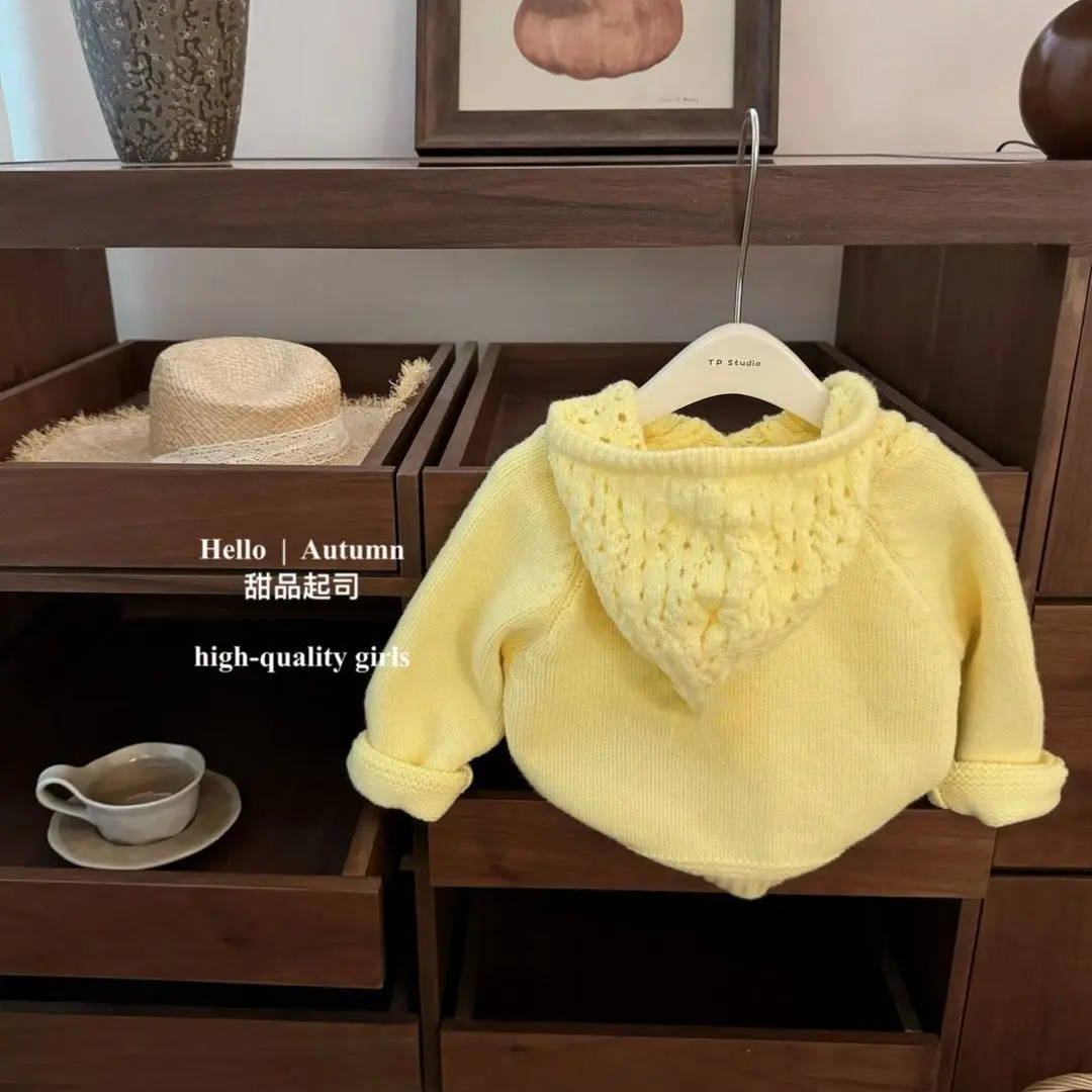 Baby girl hooded hollow knitted sweater autumn and winter new style children's stylish yellow top