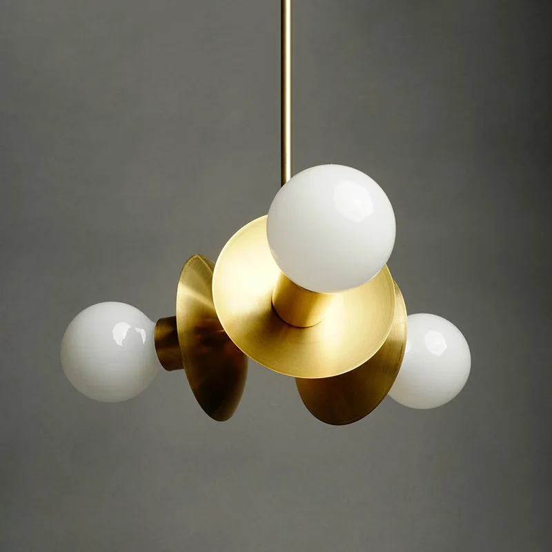 Nordic American Minimalist Personalized Pendant Light Artistic Iron Dining Pendant Light Magic Bean Glass Ball Chandelier